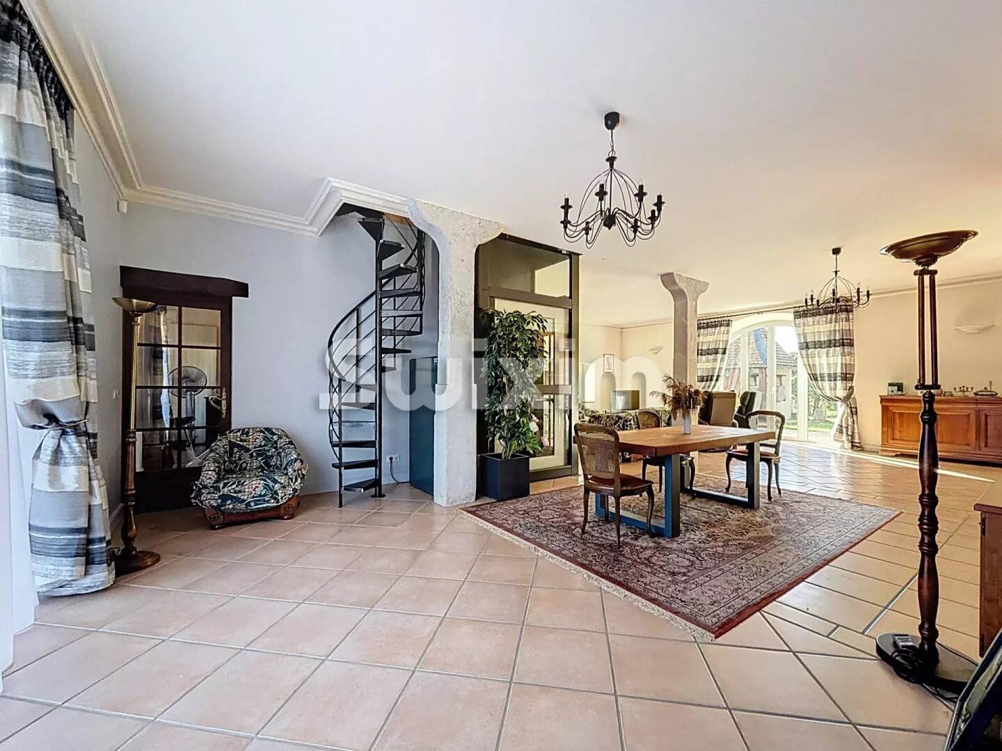 Maison à vendre, 392m², SAINT JEAN DE GONVILLE