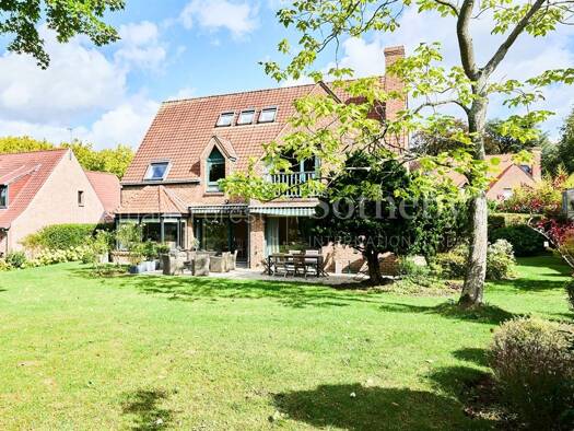 Maison à vendre 1 080 000 € 9 pièces 5 chambres 246 m² 875 m² de terrain Mouvaux 59420