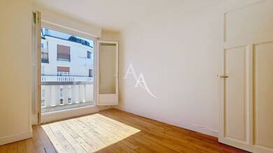Appartement à vendre 452 000 € 3 pièces 2 chambres 51 m² Étage 6/8 Georges Brassens Paris 15ème 75015