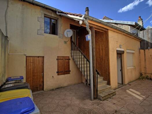 Immeuble à vendre 190 000 € 189 m² Choisey 39100