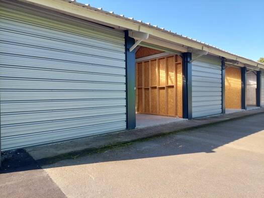 Local commercial à louer 400 € 75 m² de surface de vente Grâces 22200