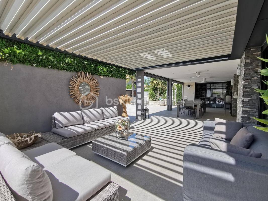 Maison à vendre, 200m², SAINT LAURENT D'AIGOUZE