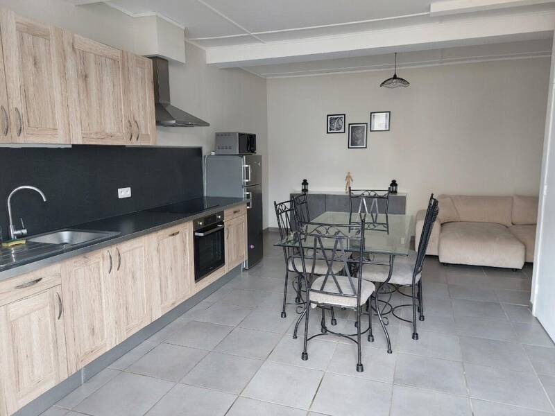 Maison à louer, 81m², LEYMENT