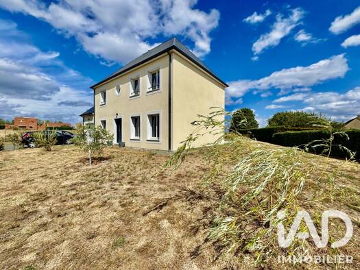 Maison à vendre 311 000 € 6 pièces 3 chambres 134 m² 1 000 m² de terrain Oizé 72330