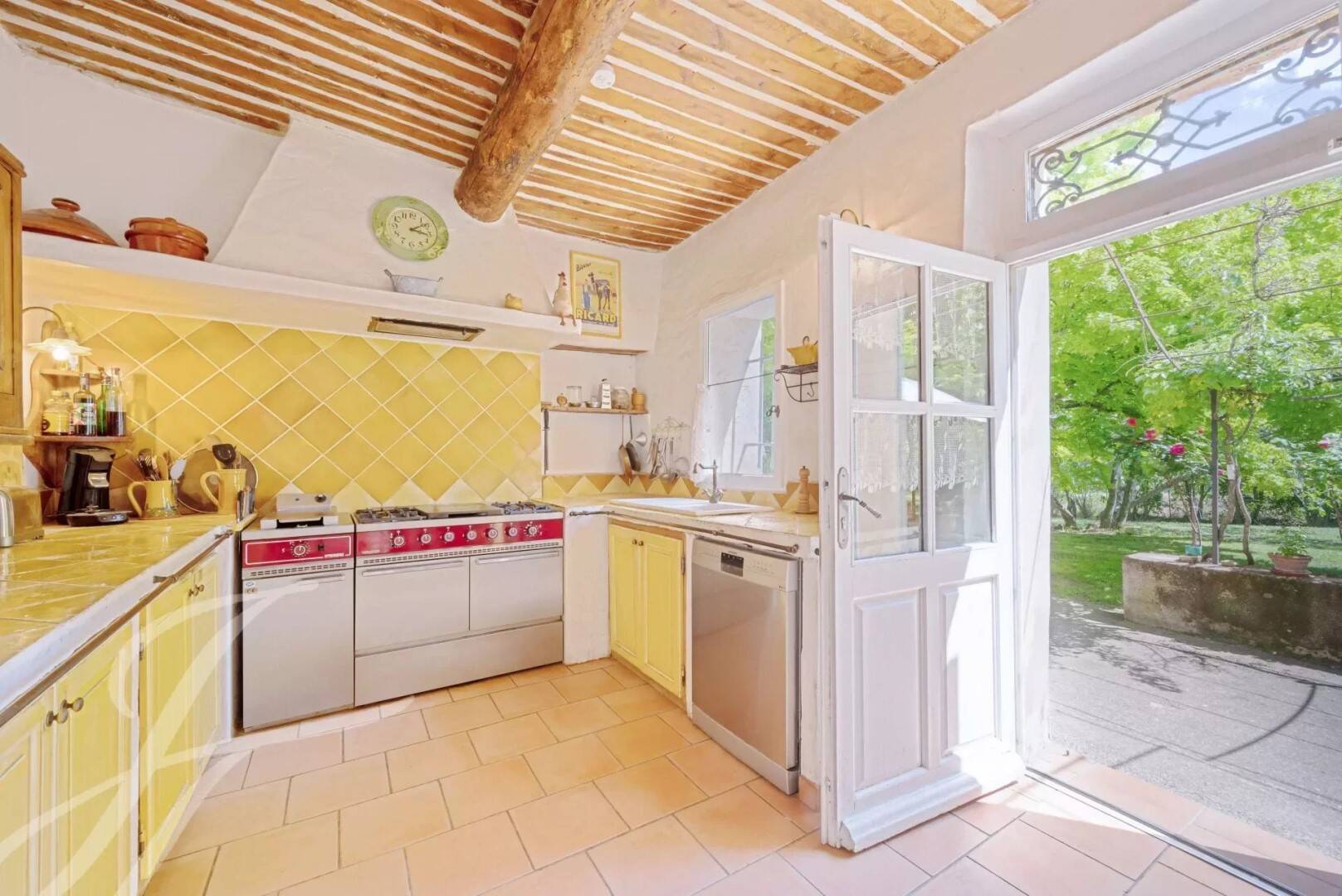 Maison à vendre, 200m², LA TOUR D'AIGUES