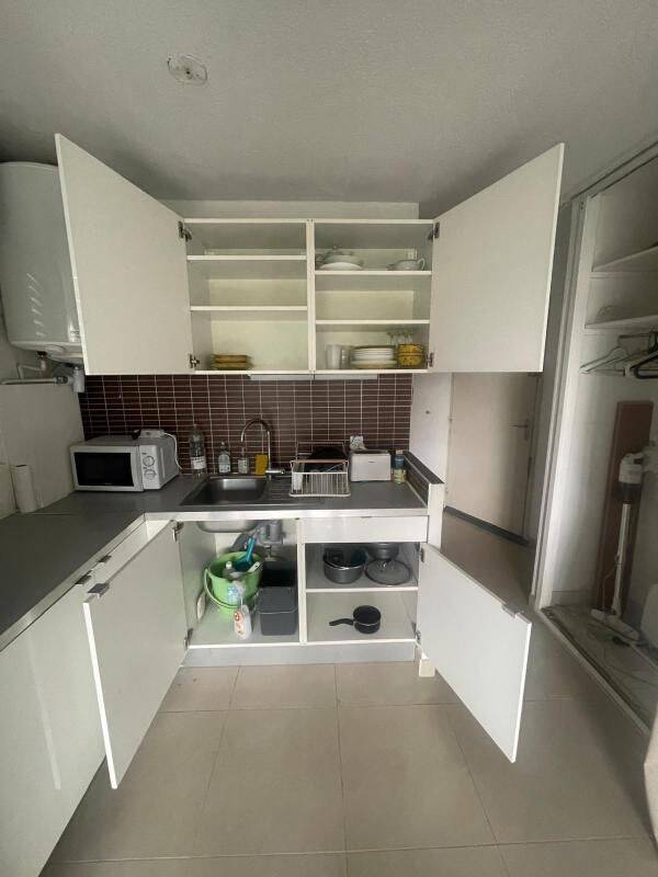 Grand studio de 27.83 m² Meublé avec loggia et parking — 8