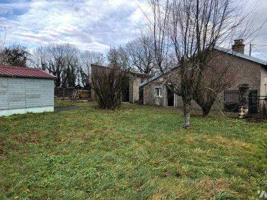 Maison à vendre 34 000 € 4 pièces 2 chambres 483 m² de terrain Clefmont 52240