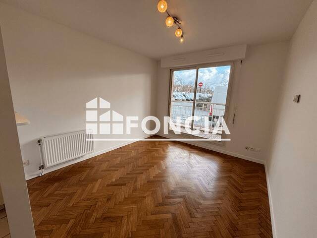 Maison à louer, 32m², SAINT MAUR DES FOSSES