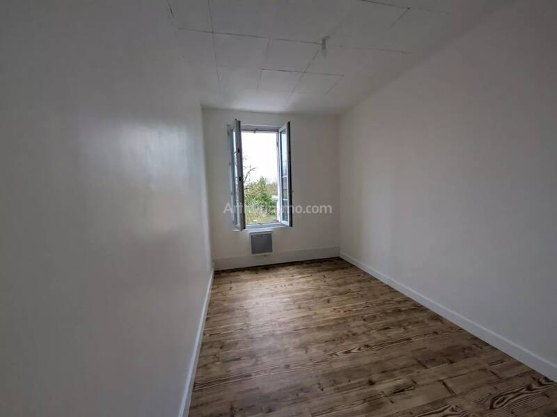 Maison à louer, 72m², SAINT MEDARD DE GUIZIERES