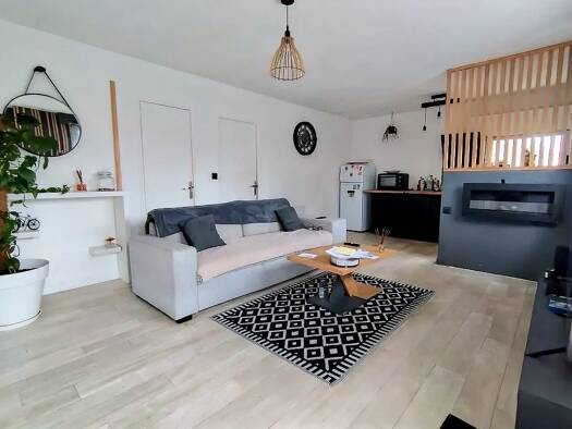 Maison de plain-pied à vendre 142 120 € 2 pièces 1 chambre 51 m² 66 m² de terrain La Chevrolière 44118