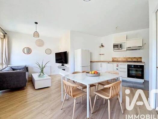 Appartement à vendre 139 000 € 2 pièces 1 chambre 37,7 m² RDC/3 La Ferté-Alais 91590