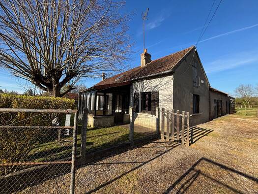 Maison à vendre 29 000 € 5 pièces 3 chambres 100 m² 2 500 m² de terrain Chantenay-Saint-Imbert 58240