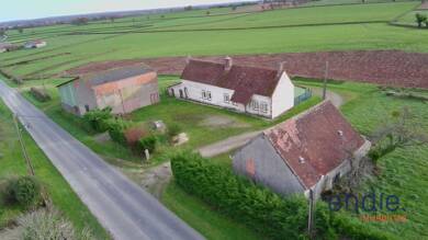 Maison à vendre 190 000 € 7 pièces 3 chambres 210 m² 43 835 m² de terrain Couleuvre 03320