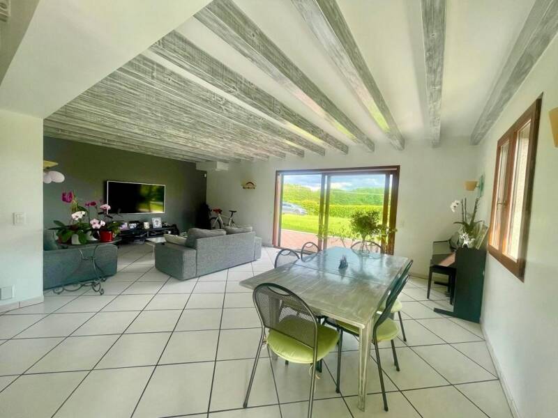 Maison à louer, 230m², PREVESSIN MOENS