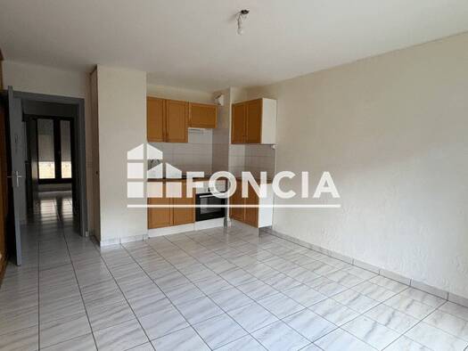 Appartement à louer 564 € 2 pièces 1 chambre 37 m² 3ème étage Uriage Saint-Martin-d'Uriage 38410