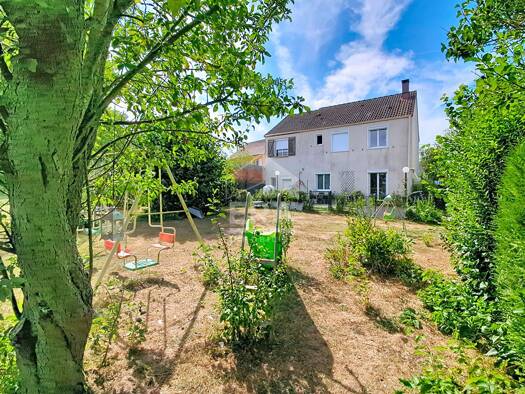 Maison à vendre 377 000 € 7 pièces 5 chambres 140 m² 552 m² de terrain Lassy 95270