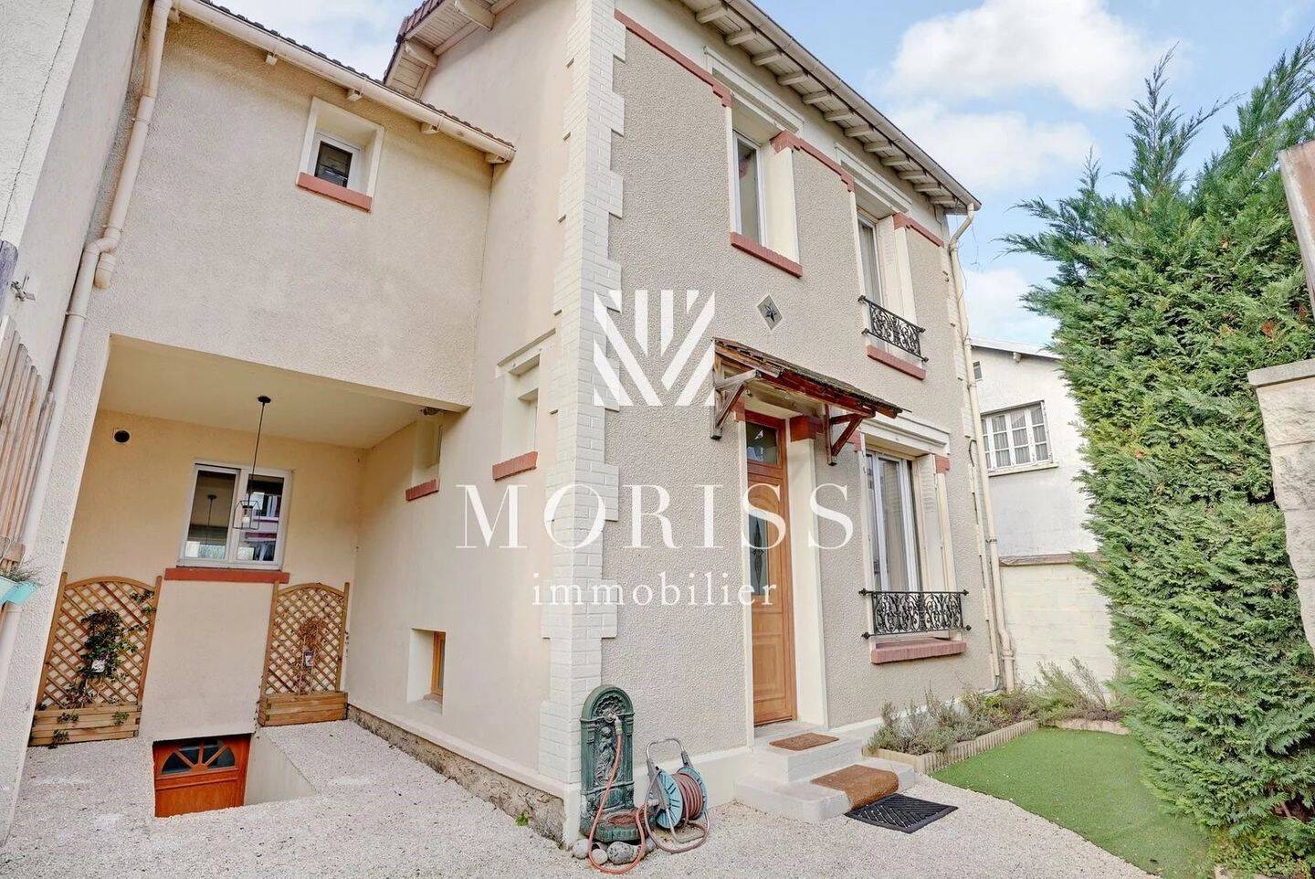 Maison à vendre, 238m², COLOMBES