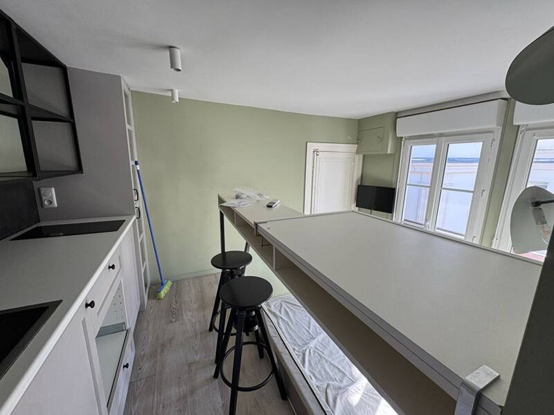 Maison à louer, 13m², LEVALLOIS PERRET