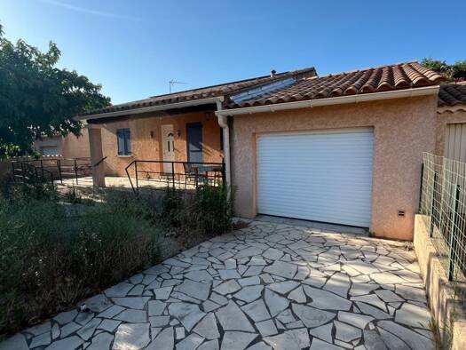 Maison de plain-pied à vendre 253 500 € 3 pièces 2 chambres 86 m² 470 m² de terrain Vallabrègues 30300