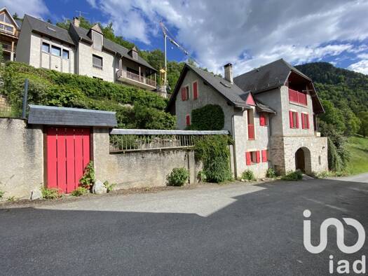 Maison à vendre 455 000 € 7 pièces 4 chambres 130 m² 358 m² de terrain Camparan 65170