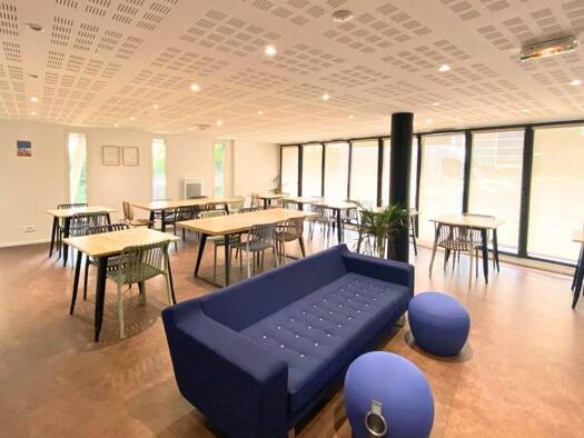 Studio à louer - logement étudiant 645 € 1 pièce 18 m² 4ème étage Bienvenue Rigaud Le Bourget 93350