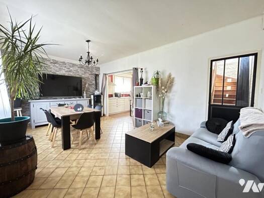 Maison à vendre 197 800 € 7 pièces 5 chambres 130 m² 1 285 m² de terrain Porcaro 56380