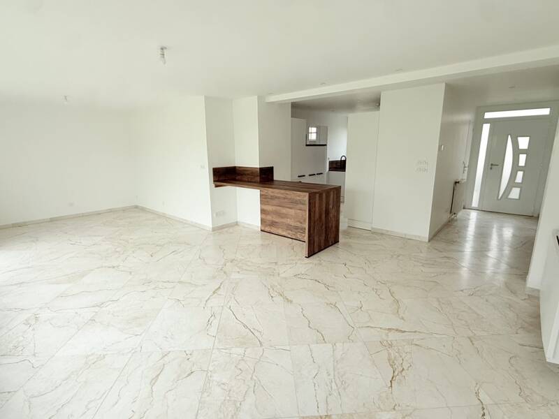 Maison à louer, 111m², LE MESNIL ESNARD