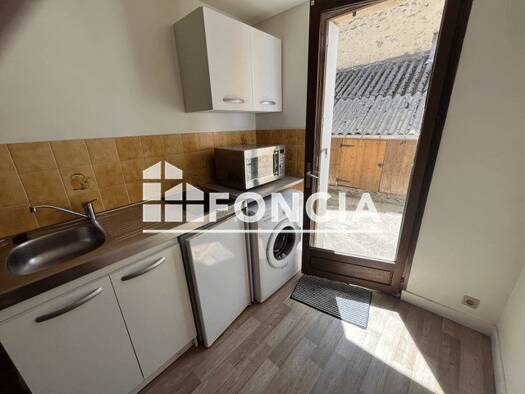 Appartement à louer 390 € 2 pièces 1 chambre 33,3 m² 1er étage Centre Ville Rive Droite Laval 53000