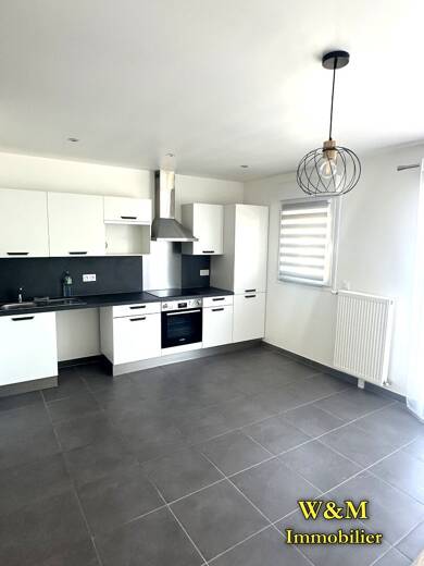Appartement à louer 950 € 2 pièces 1 chambre 42 m² Étage 2/3 Pavillons Sud Chilly Mazarin 91380