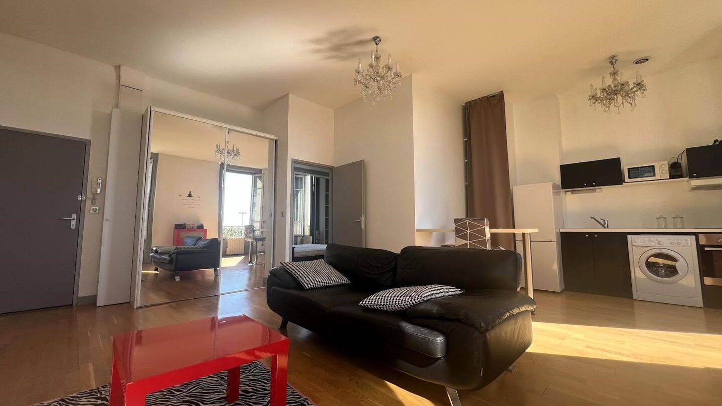 Maison à louer, 47m², CALUIRE ET CUIRE