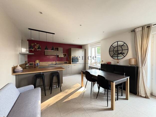 Maison à vendre 430 000 € 4 pièces 3 chambres 84 m² 85 m² de terrain Chantilly 60500