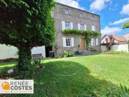 Maison en viager 541 420 € 7 pièces 4 chambres 220 m² 1 676 m² de terrain Le Brezet Clermont-Ferrand 63000