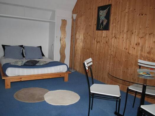 Appartement à louer 298 € 1 pièce 25 m² Coat Serho-Vierge Noire Morlaix 29600