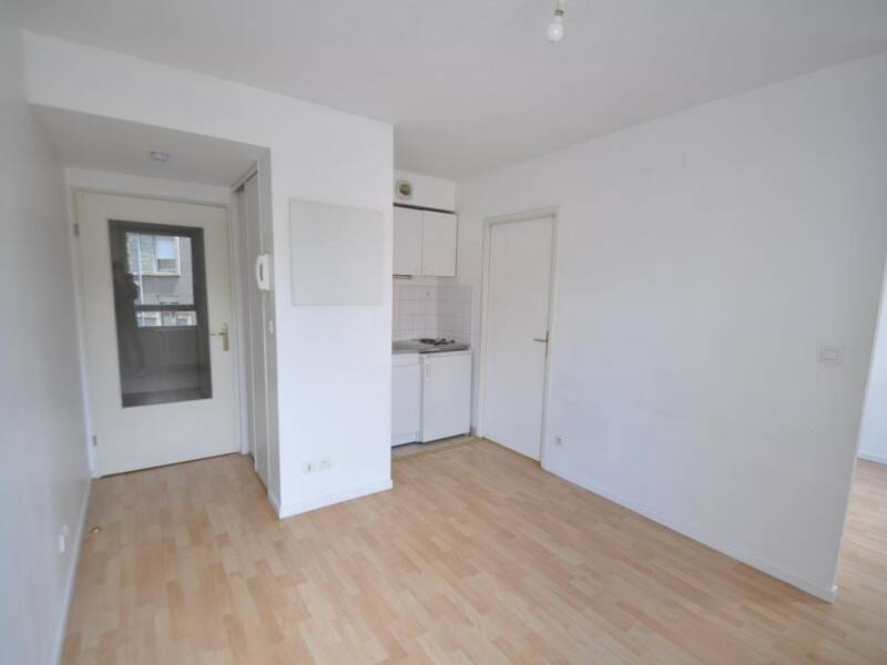 Maison à louer, 27m², LYON 8E