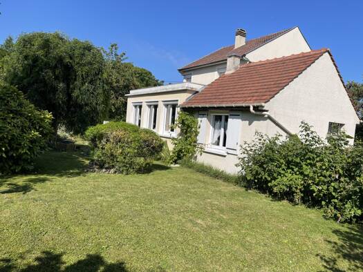 Maison de plain-pied à vendre 249 000 € 3 pièces 1 chambre 50 m² 432 m² de terrain Quincy Voisins 77860