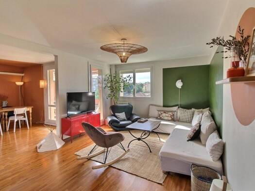 Appartement à vendre 244 000 € 5 pièces 4 chambres 97 m² 3ème étage La Valbarelle Marseille 11ème 13011