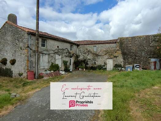 Maison à vendre 98 000 € 7 pièces 1 chambre 150 m² 1 550 m² de terrain Chanverrie 85130