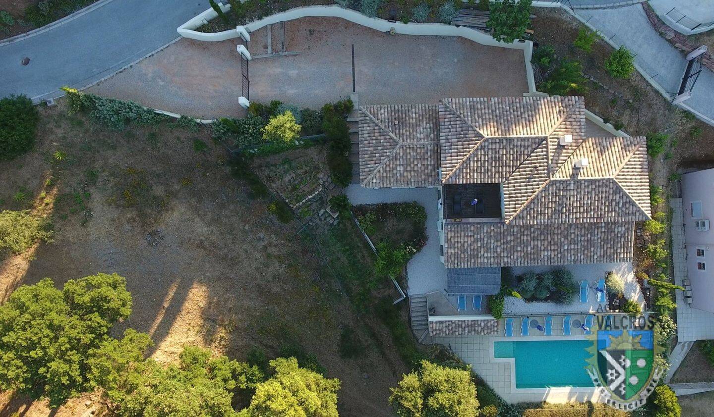 Maison à vendre, 194m², LA LONDE LES MAURES
