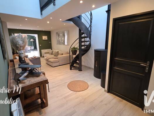 Maison de plain-pied à vendre 349 000 € 7 pièces 6 chambres 135 m² 250 m² de terrain Centre Ville-Cathédrale Évreux 27000