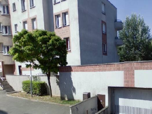 Parking à louer 30 € 15 m² Centre Essonnes-Robinson Corbeil-Essonnes 91100