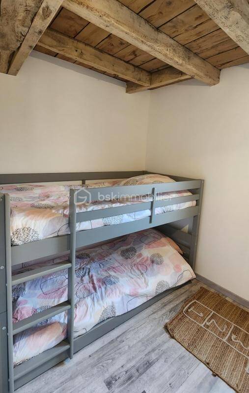 Maison à vendre, 450m², SOULAIRE ET BOURG