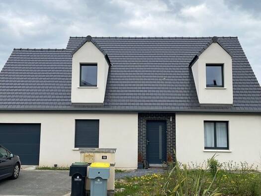 Terrain avec maison neuve à vendre 234 100 € 5 pièces 4 chambres 110 m² 1 900 m² de terrain Hangest-sur-Somme 80310