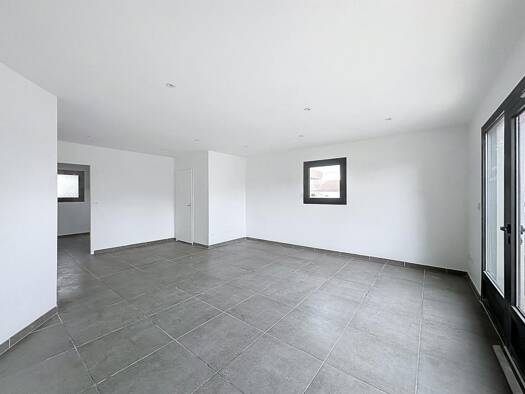 Local commercial à louer 800 € 44 m² de surface de vente Champratel Clermont-Ferrand 63100