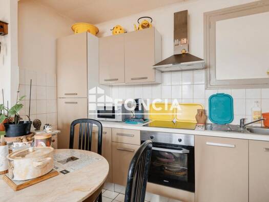 Appartement à vendre 87 000 € 2 pièces 1 chambre 50 m² Étage 4/4 Curie Zola Ouest Laxou 54520