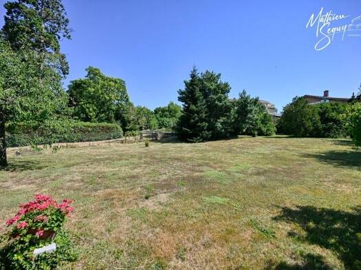 Duplex à vendre 1 220 000 € 4 pièces 3 chambres 144 m² 3ème étage Saint-Genis-Laval 69230