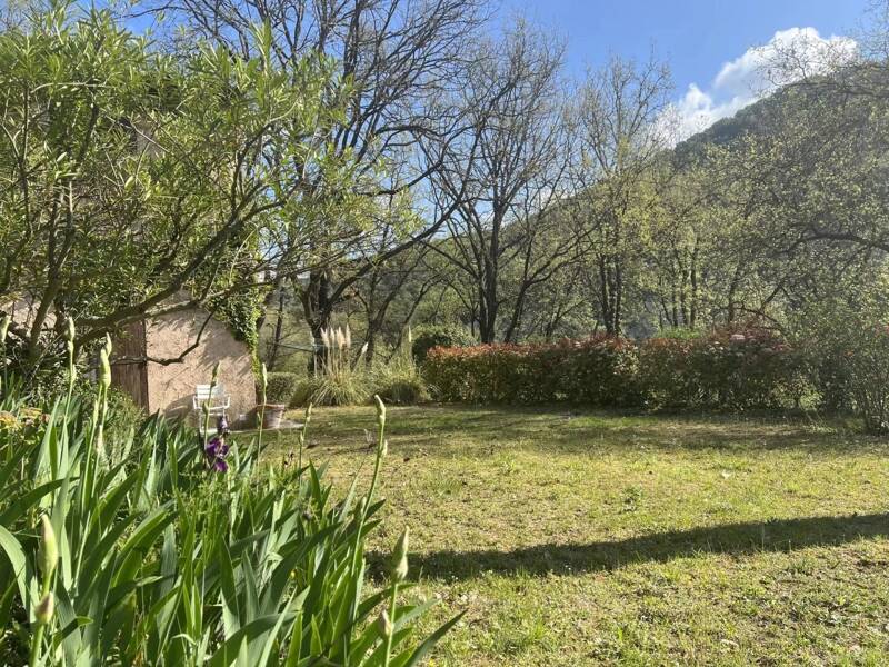 Maison à louer, 140m², CONTES