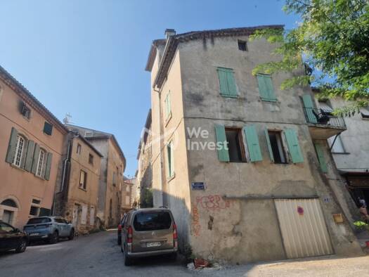 Immeuble à vendre 195 000 € 167 m² Les Vans 07140
