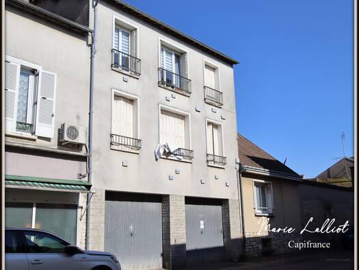 Immeuble à vendre 294 000 € 158 m² Puiseaux 45390