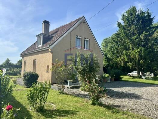 Maison à vendre 158 000 € 4 pièces 2 chambres 82 m² 1 087 m² de terrain Neufchâtel-en-Bray 76270