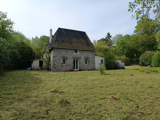 Maison à vendre 126 500 € 4 pièces 2 chambres 82 m² 1 429 m² de terrain Saint-Vigor-des-Monts 50420